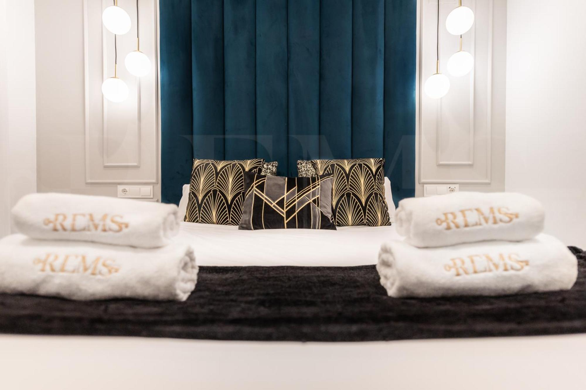 Glamorous Flat In The Heart Of Malaga By Rems Ngoại thất bức ảnh